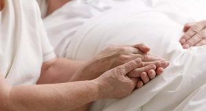 dissocier euthanasie et soins palliatifs